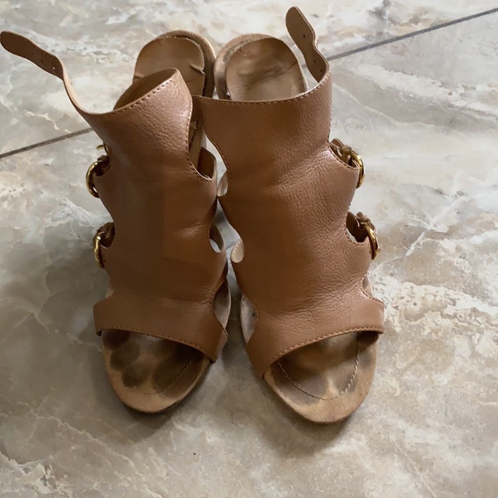 Nine West perfect nude gladiator sandals with wood heel - Picture 6 of 9